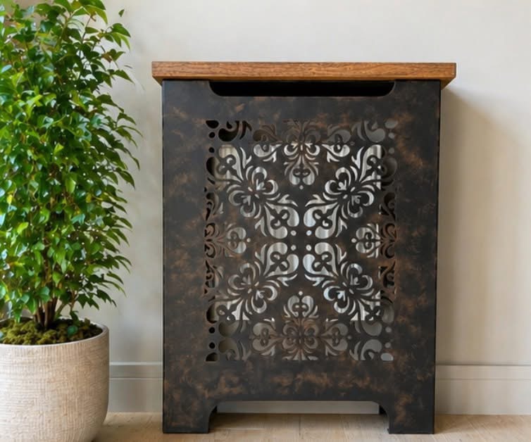 Rich light and dark bronze modeled tones making a unique atisnal look.
